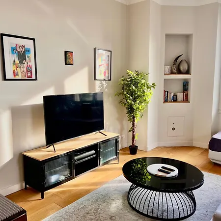 Provence 2 Pieces Avec Balcon Lägenhet