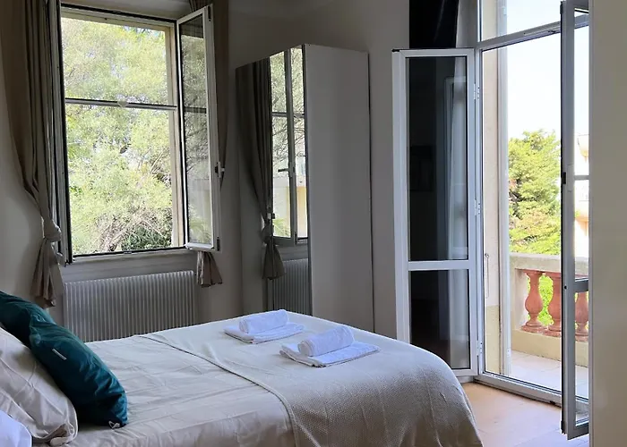 Lägenhet Provence 2 Pieces Avec Balcon