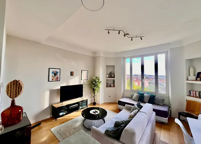 Provence 2 Pieces Avec Balcon Lägenhet Antibes