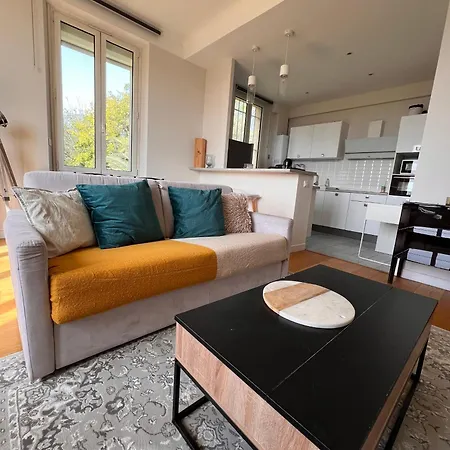 Provence 2 Pieces Avec Balcon