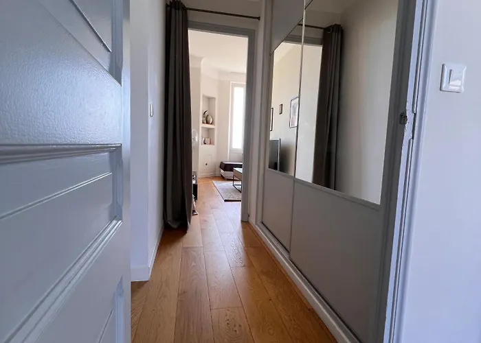 דירה Provence 2 Pieces Avec Balcon *