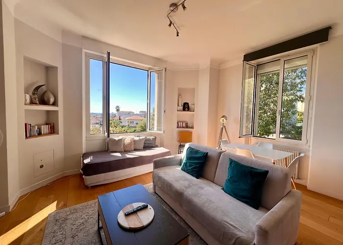 דירה Provence 2 Pieces Avec Balcon *