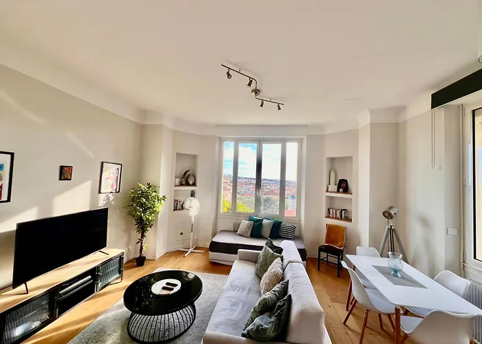 דירה Provence 2 Pieces Avec Balcon אנטיב